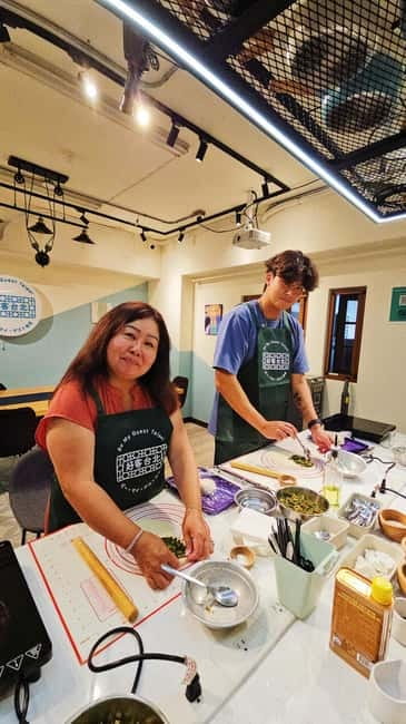 Taipei: Cooking Class & Market Adventure Historic Dadaocheng - The kitchen is properly hands-on