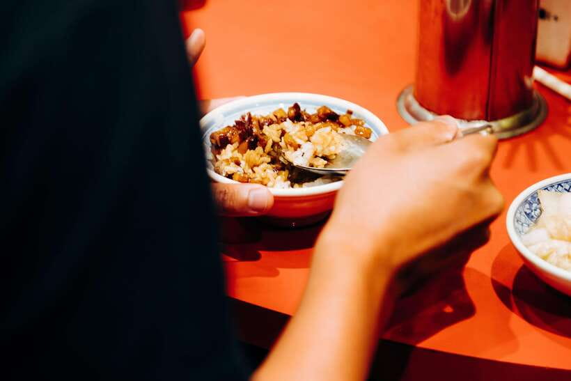 Taipei: Food Tours w/ Top 10 Taiwan Food (Breakfast/Dinner) - Who should book this experience?
