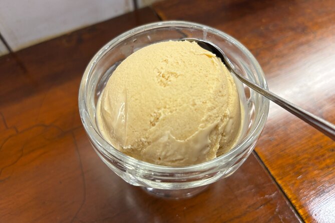 Taipei Foodie and History Walking Tour - The pace, distance, and physical demands