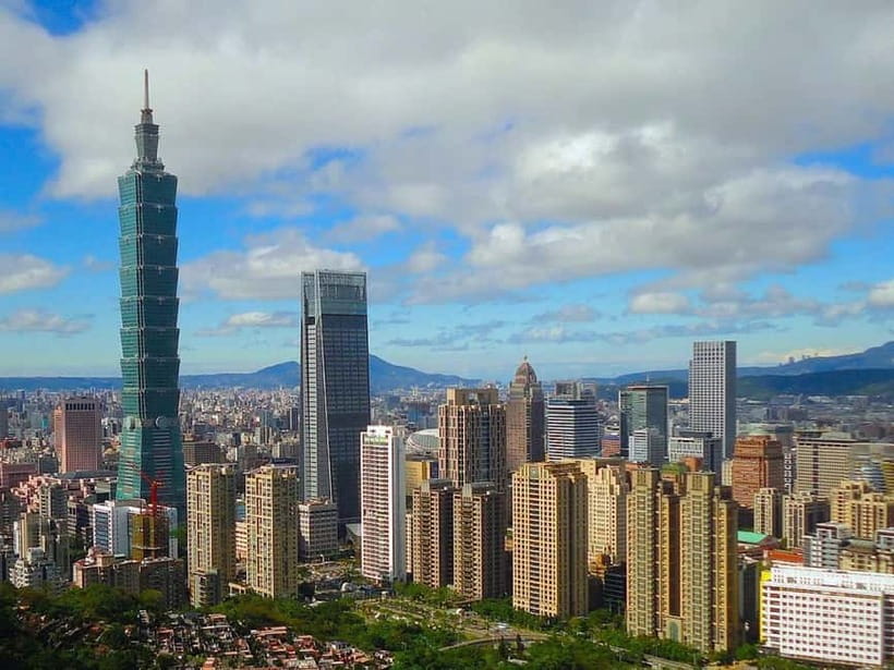 Taipei: Full or Half Day Sightseeing Tour with 101 Taipei - Choosing between the half-day and full-day routes
