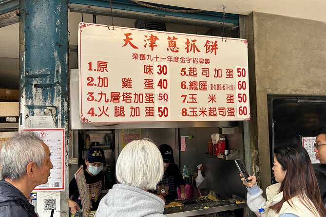 Taipei Hidden Eats, Market & Street Food Tour with 8+ Tastings - Why this Taipei food tour works so well