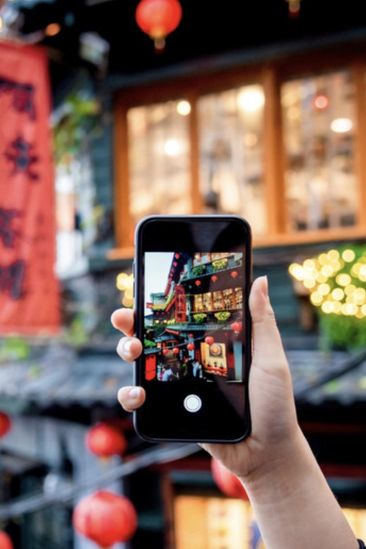 Taipei: Jiufen, Shifen Waterfall and Pingxi Sky Lantern Tour - Two Hours Among Jiufen’s Narrow Streets