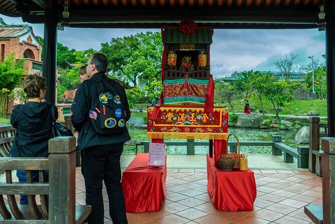 Taipei: Layover Experience With A Local Host - The airport train sets the pace