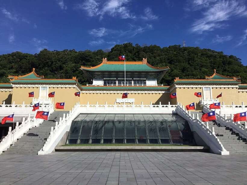 Taipei: Morning City Tour with National Palace Museum Entry - Five useful things to know before booking