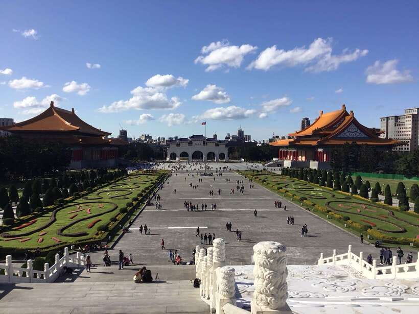 Taipei: Morning City Tour with National Palace Museum Entry - How much value does the $40 price offer?