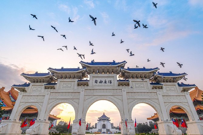 Taipei: Private Car Charter Tour - Why a private car makes sense in Taipei