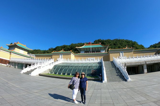 Taipei: Private Car Charter Tour - What the guides add to the day