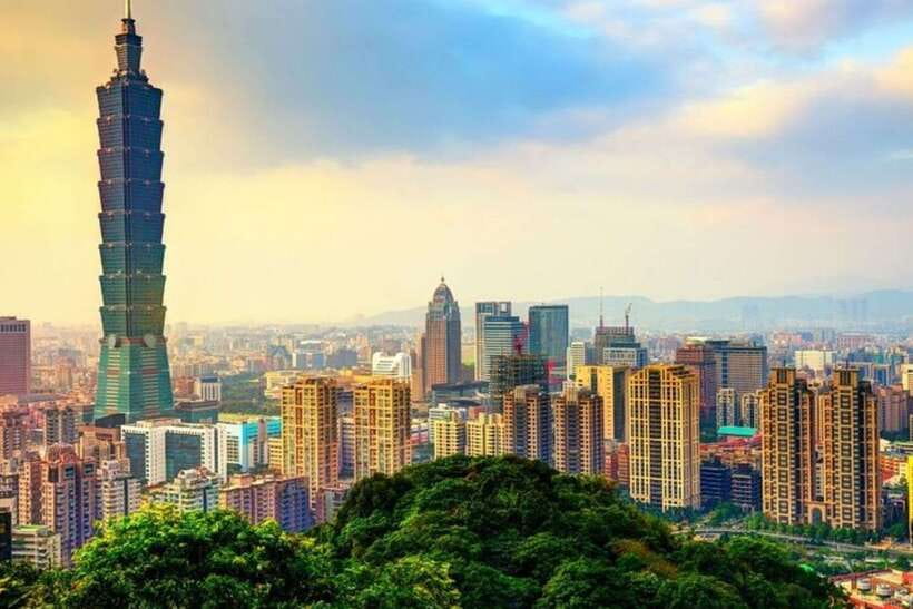 Taipei: Private custom tour with a local guide - Starting at Your Taipei Accommodation