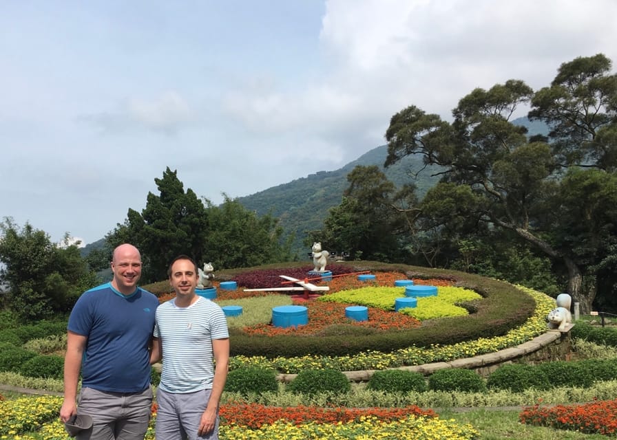 Taipei: Private Day Tour by Car - Taipei 101: end with the city from above