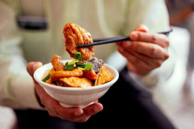 Private Food Tour – 10 Tastings with Locals