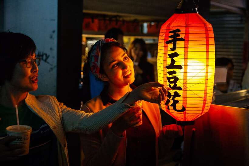 Taipei: Private Food Tour – 10 Tastings with Locals - Markets, dumplings, and the dishes you might miss alone