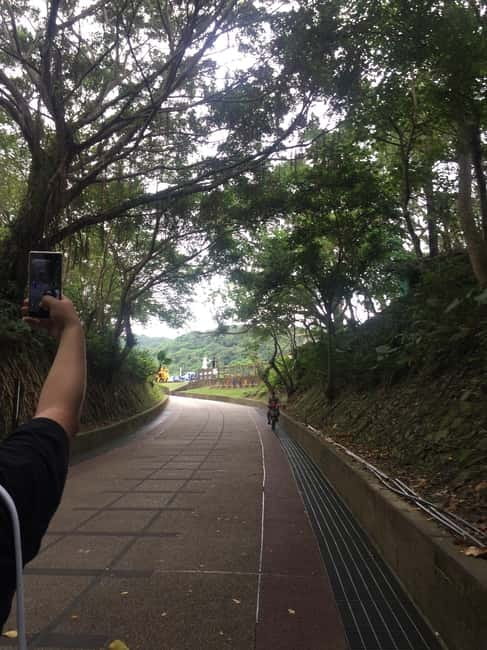 Taipei Private Spiritual Tour with Afternoon Tea & Cycling - What the $194 price really covers