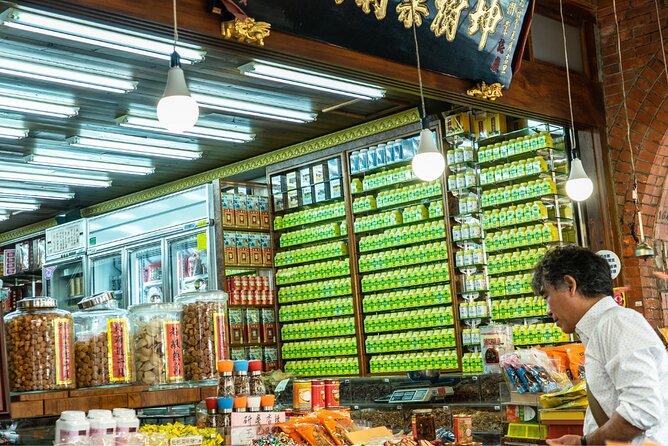 Taipei Street Food & Night Market Tour with a Local: Private & Custom - Snake soup, herbal drinks, and the foods that test your nerve