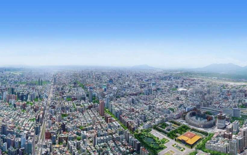 Taipei: Taipei 101 Observatory Deck Entry Ticket - Shops, Food, and Family-Friendly Details