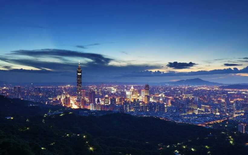 Taipei: Taipei 101 Observatory Deck Entry Ticket - Is the Fast Track Upgrade Worth Paying For?