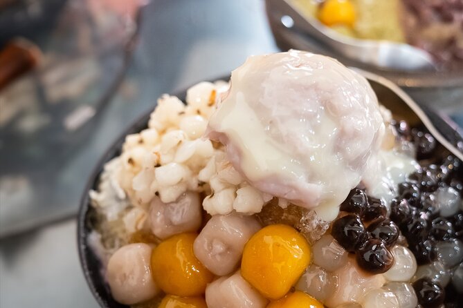 Taipei Timeout: Private 8-Hour Layover Adventures - A private car changes the pace of the day