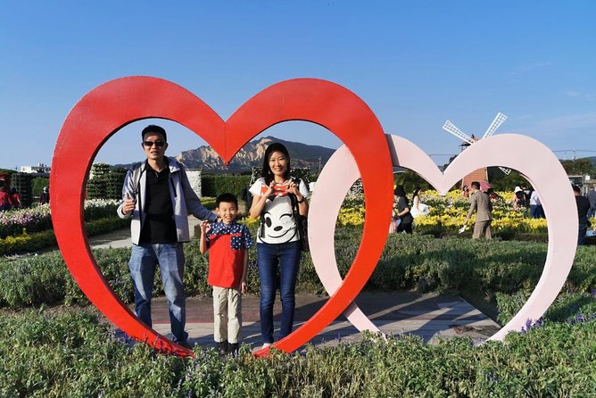 Taipei to Taichung Zhongshe Flower Market and Rainbow Village Day Trip - From central Taipei to Taichung in one private day