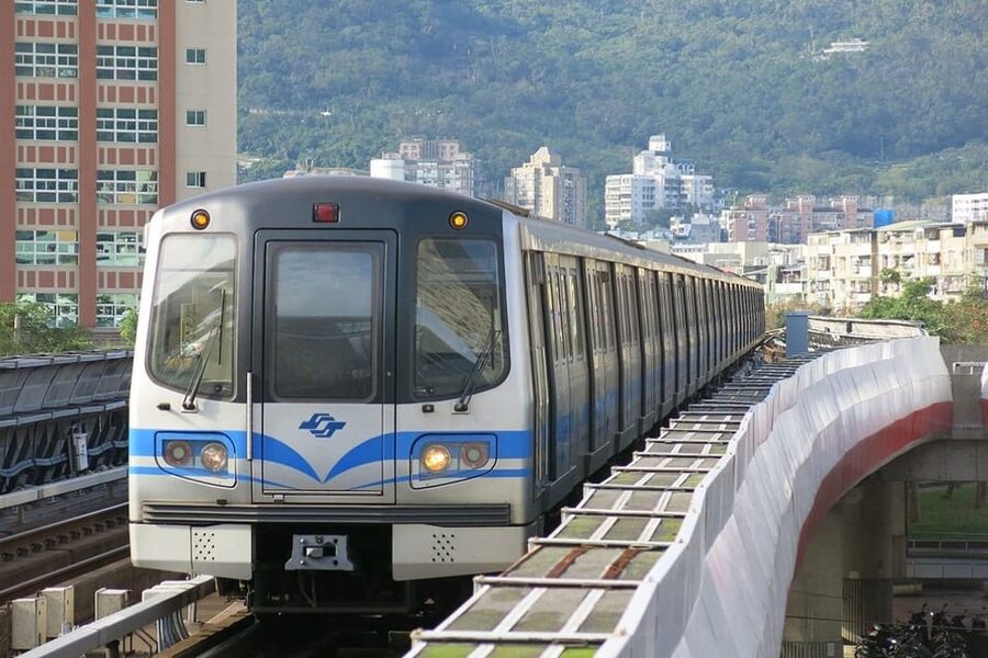 Taipei: Unlimited FunPass - Transports & Attractions Pass - Pingxi and the sky lantern experience
