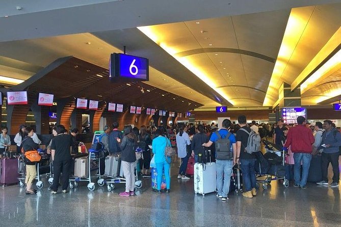 Taiwan Taoyuan Airport-Taipei City Shuttle Service - The 40-minute ride into Taipei