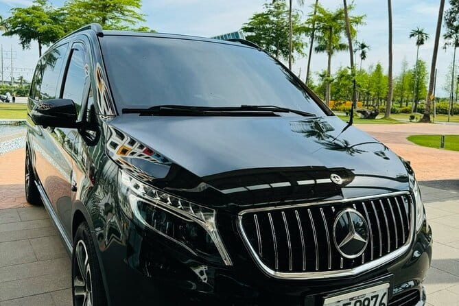 Taiwan TST : Taipei / Taoyuan Airport Pick-up or Drop-off - Why a private Taoyuan transfer helps