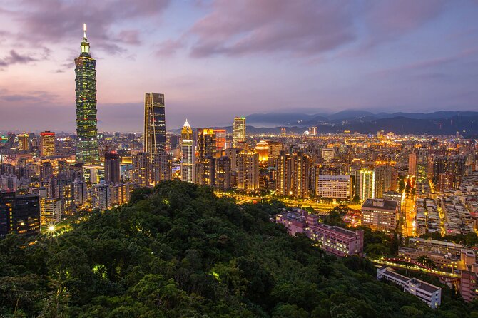 Taoyuan Airport (TPE) Private Transfer to Multiple Destinations - The ride to Taipei: direct, private, and traffic dependent
