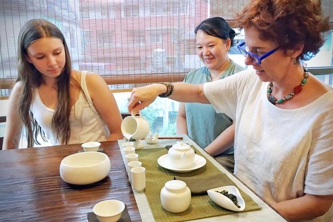 Tea of Taipei: Small-Group Tour with Taipei City Sightseeing - Learning about tea at the promotion center