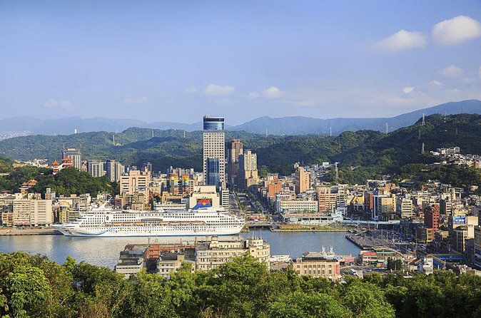 Tour For Cruise Guests: Keelung Tower, Heping Park, Fairy Cave - Zhengbin Fishing Port and its colorful buildings