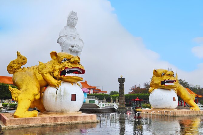 Tour For Cruise Guests: Keelung Tower, Heping Park, Fairy Cave - Miaokou Night Market in only five minutes