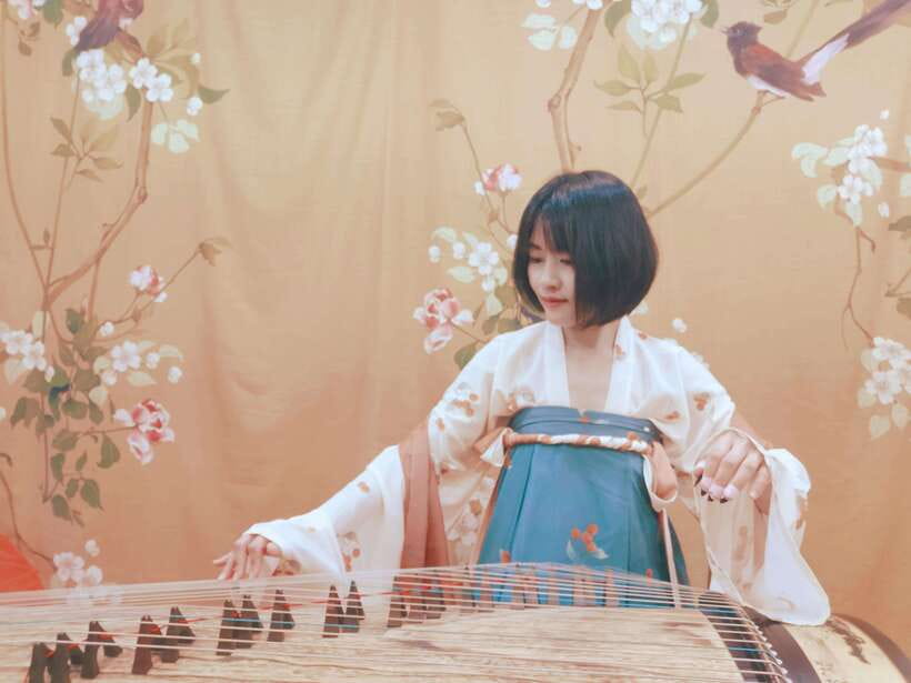 Wear Hanfu and play guzheng - Practical tips for a smoother hour