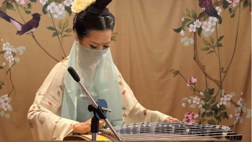 Wear Hanfu and play guzheng - The 40-minute guzheng lesson