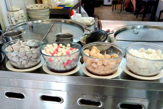 WoknRoll Taipei Walking and Historical Food Tour - Why Dihua Street makes a smart starting point