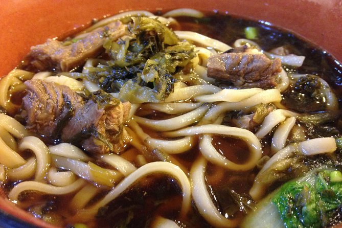 WoknRoll Taipei Walking and Historical Food Tour - Ten food and drink stops, without the guesswork