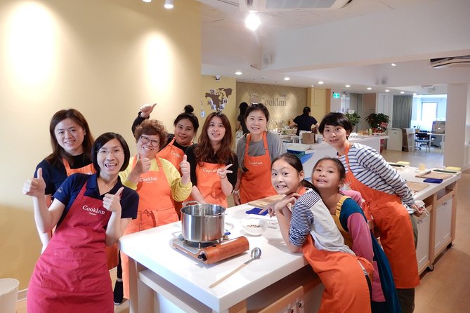 Xiao Long Bao & Boba Tea Cooking Class in Taipei - The instructor and the feel of the class