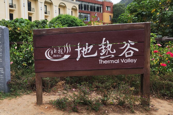 Yamingshan Volcano, Beitou Thermal Valley, Danshui Private Tour - Timing, comfort, and what to pack
