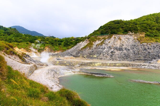 Yangmingshan, Yehliu, Jiufen & Shifen Private Tour From Taipei - Timing, walking, and comfort