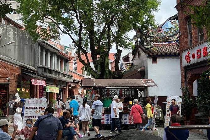 Yilan Kavalan Whisky Distillery,Jim&Dad's Brewing, Shenkeng Tour - Drinking responsibly is part of the itinerary