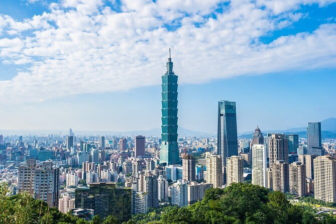 Yilan Whale Watching and Animal Farm Private Tour from Taipei - Is the $444 Group Price Good Value?